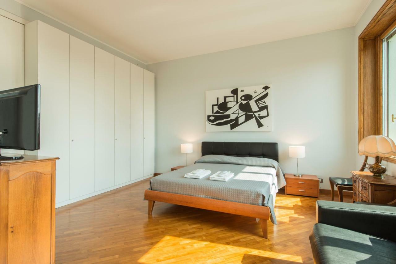Bnbutler - Duomo Apartment - Galleria Unione Милано Екстериор снимка
