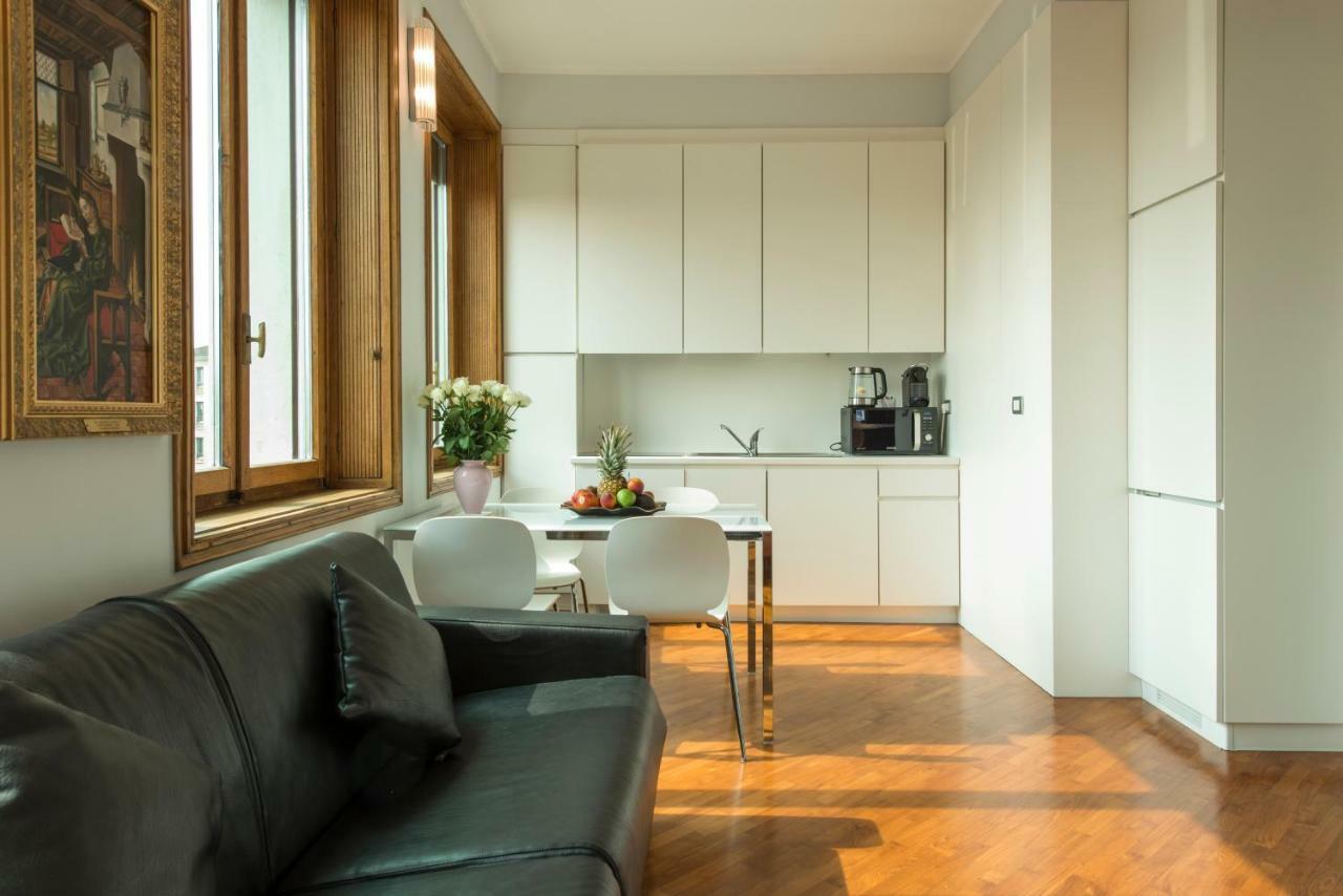 Bnbutler - Duomo Apartment - Galleria Unione Милано Екстериор снимка