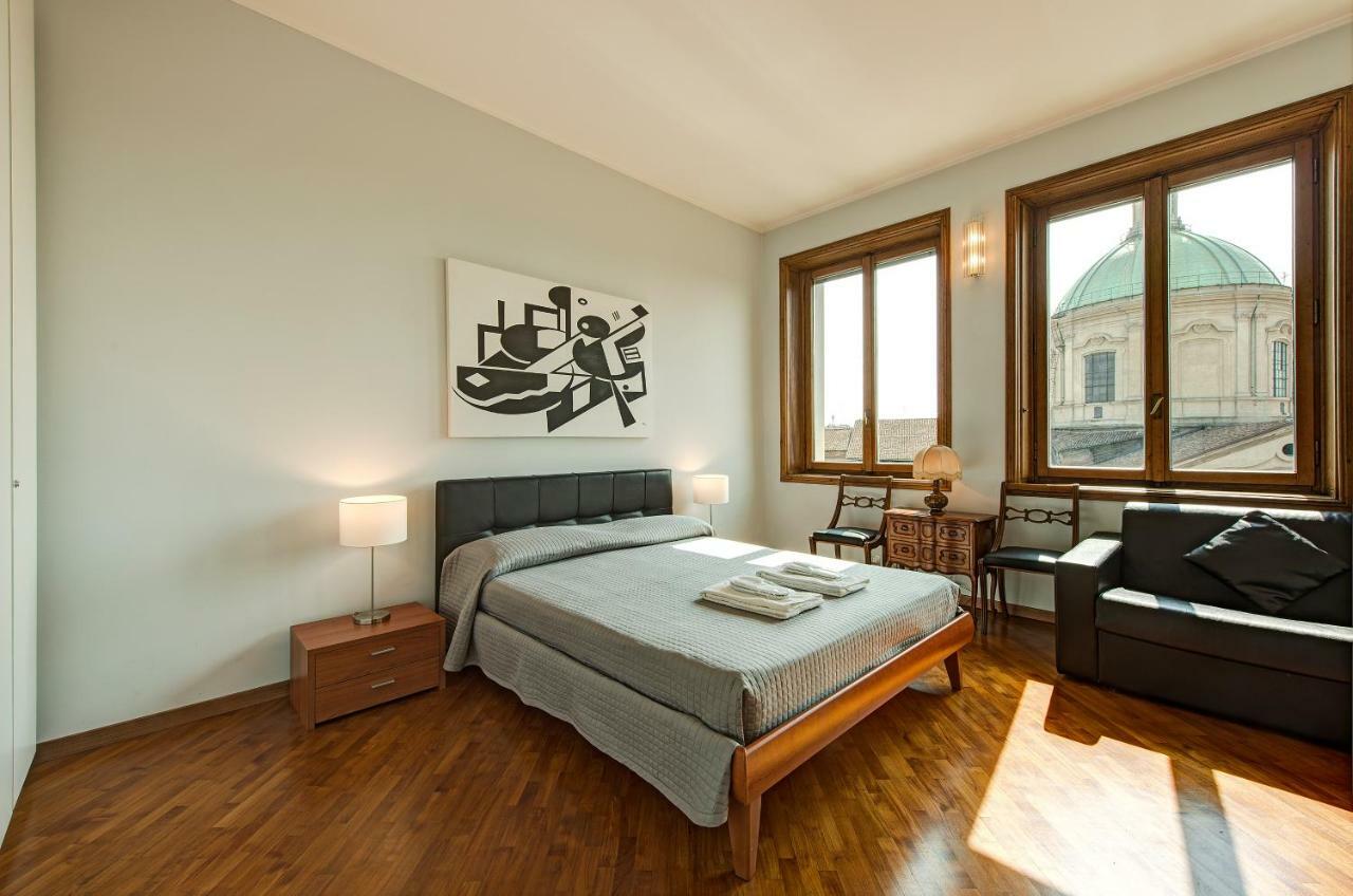 Bnbutler - Duomo Apartment - Galleria Unione Милано Екстериор снимка